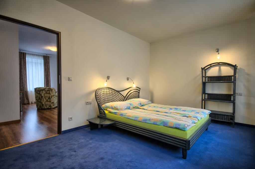 Apartamenty Carmen ชกลาร์สกา ปอเรมบา ห้อง รูปภาพ
